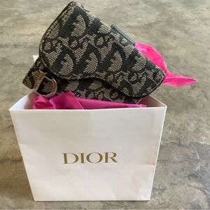 SOLD💥💥DIOR SADDLE BI -FOLD WALLET EUC